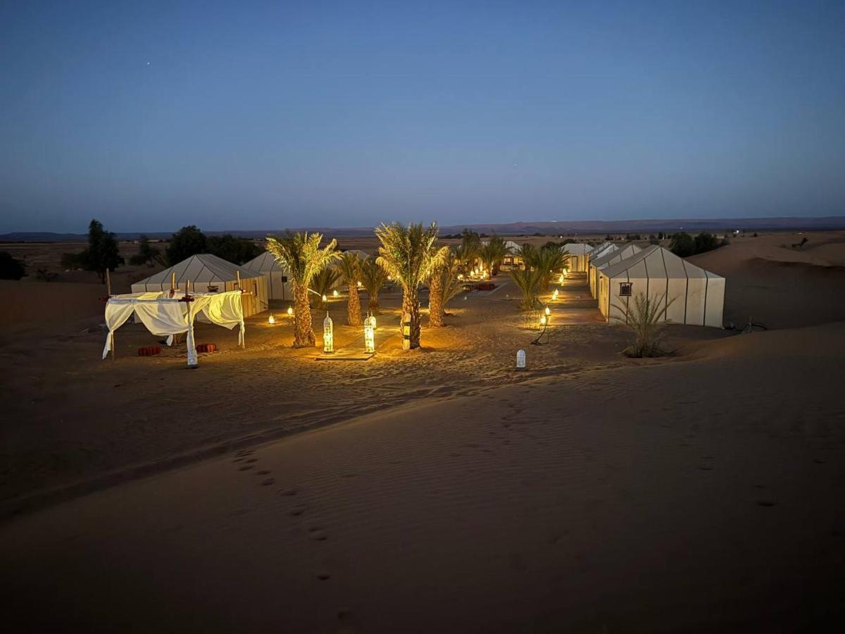 Sahara Dunes Luxury Camp Мерцуга Екстериор снимка