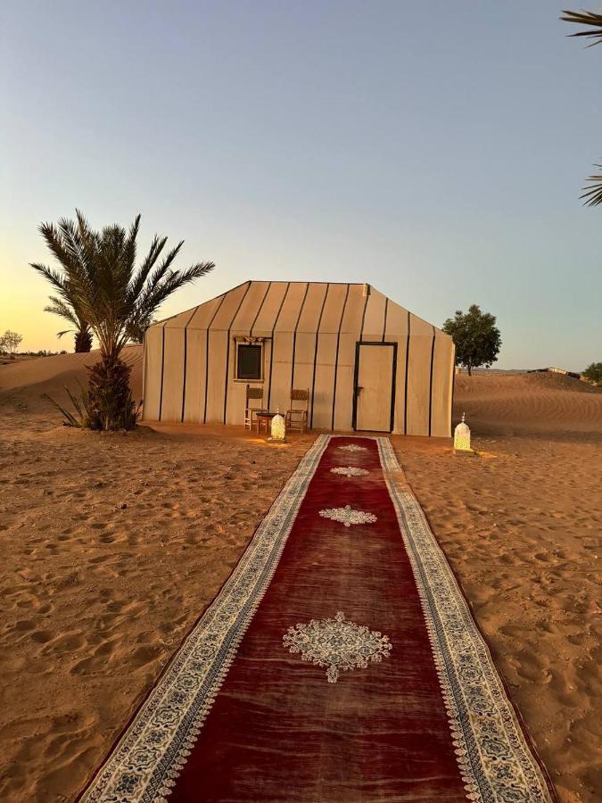 Sahara Dunes Luxury Camp Мерцуга Екстериор снимка