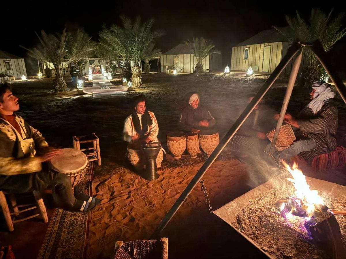 Sahara Dunes Luxury Camp Мерцуга Екстериор снимка