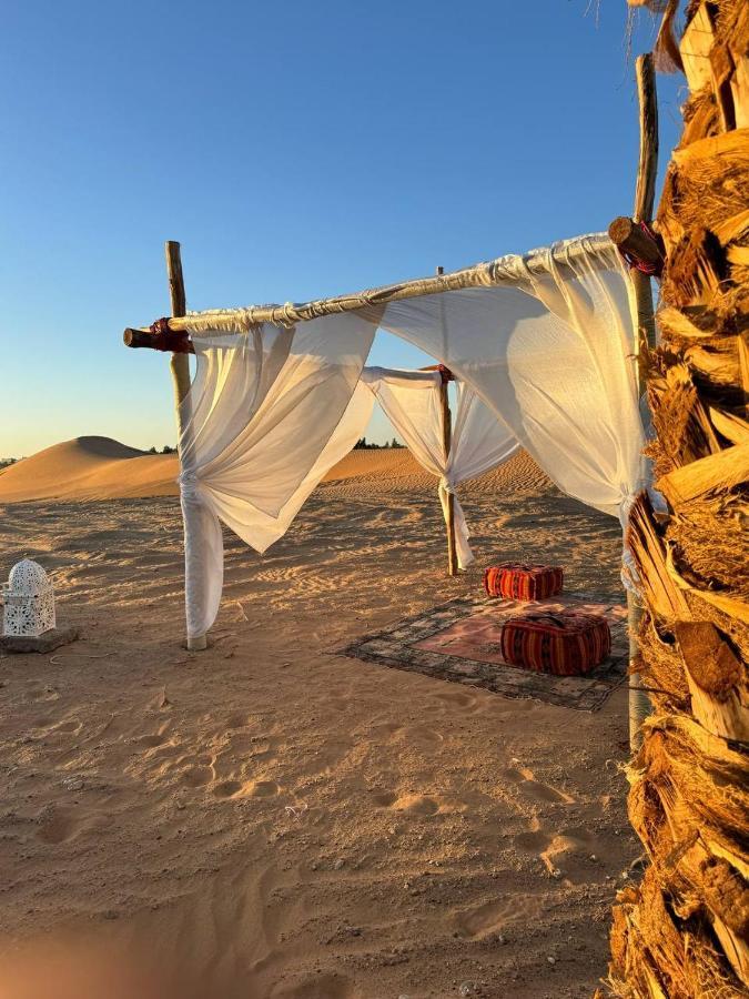 Sahara Dunes Luxury Camp Мерцуга Екстериор снимка
