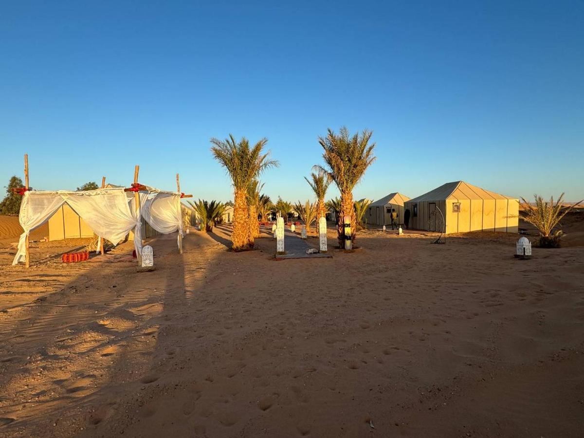 Sahara Dunes Luxury Camp Мерцуга Екстериор снимка