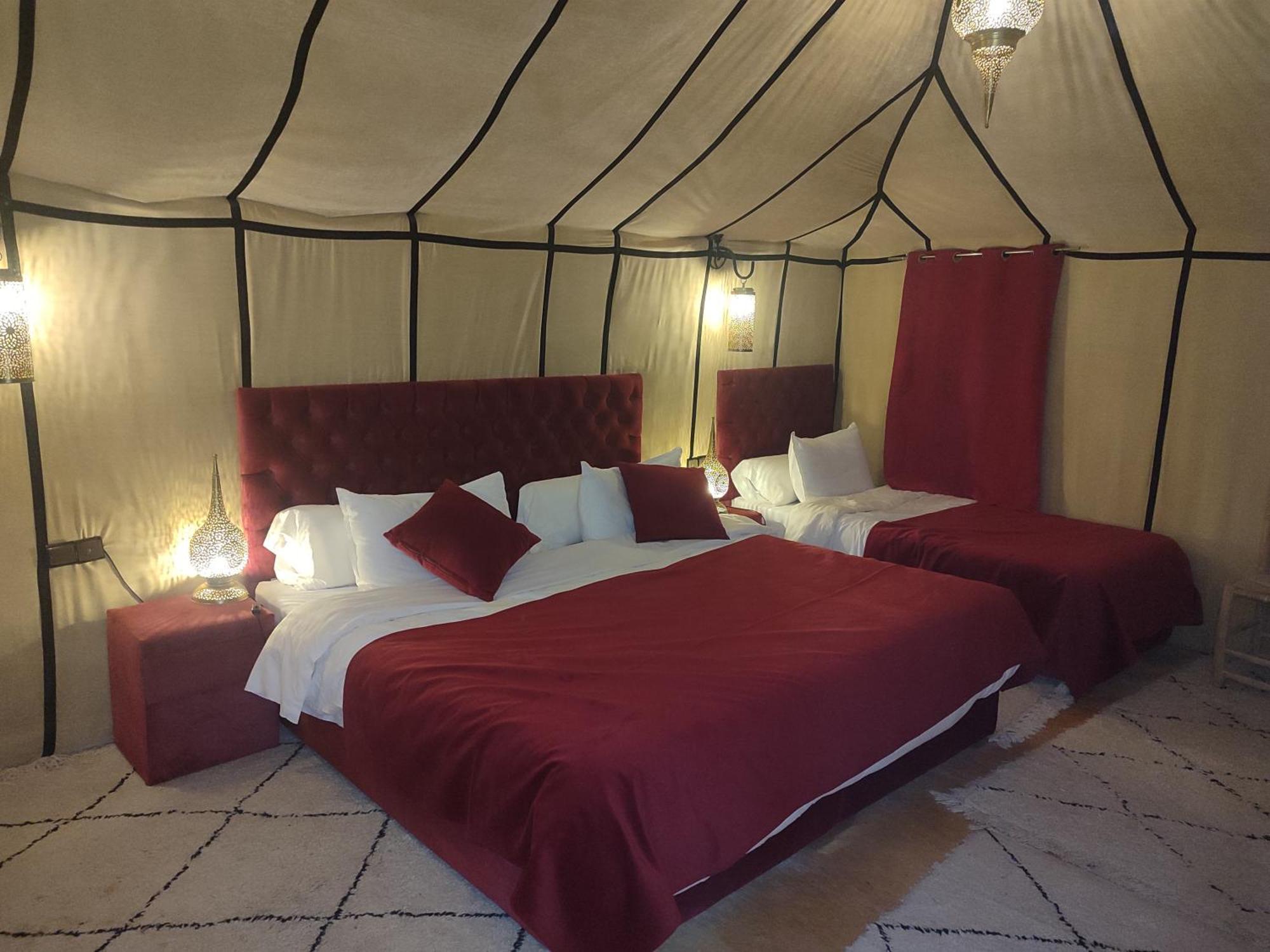 Sahara Dunes Luxury Camp Мерцуга Екстериор снимка